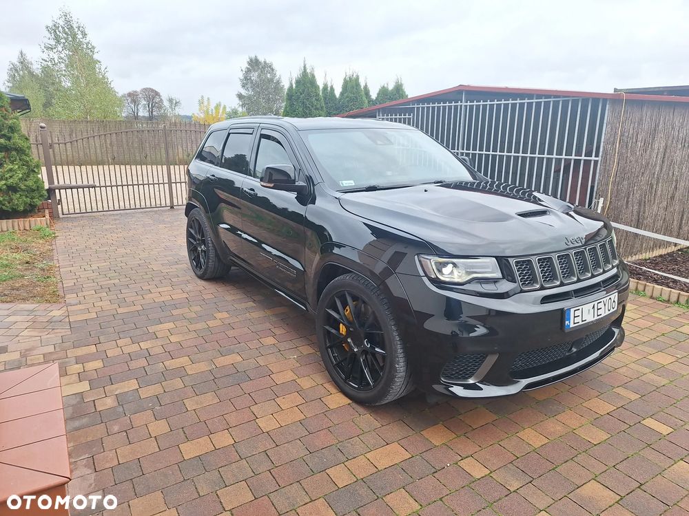 Jeep Grand Cherokee - 1