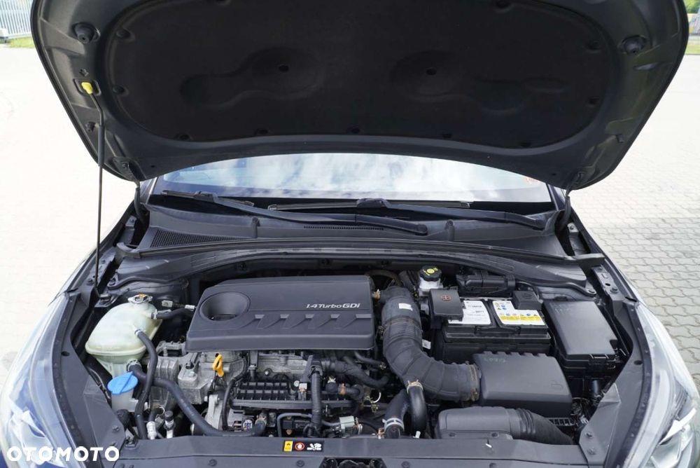 Kia Ceed 1.4 T-GDI DCT OPF GT Line - 28