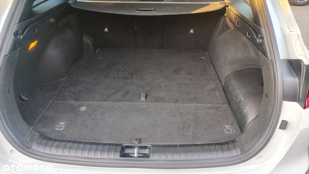 Kia Ceed 1.6 GDI PHEV L Business Line DCT - 24