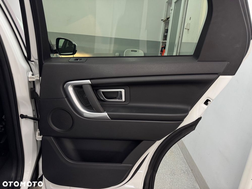 Land Rover Discovery Sport TD4 SE - 26