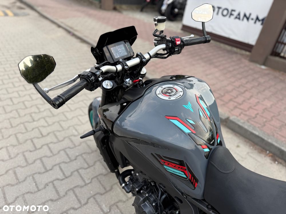 Yamaha MT - 26