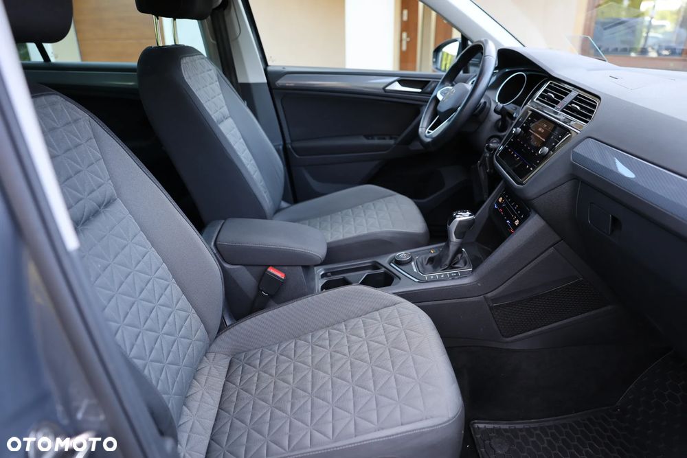 Volkswagen Tiguan 2.0 TDI SCR 4Mot R-Line DSG - 19