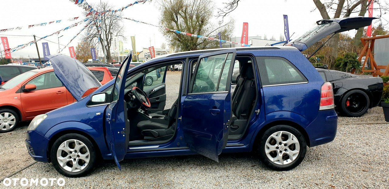 Opel Zafira - 16