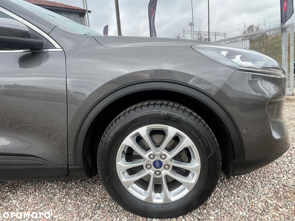 Ford Kuga - 19