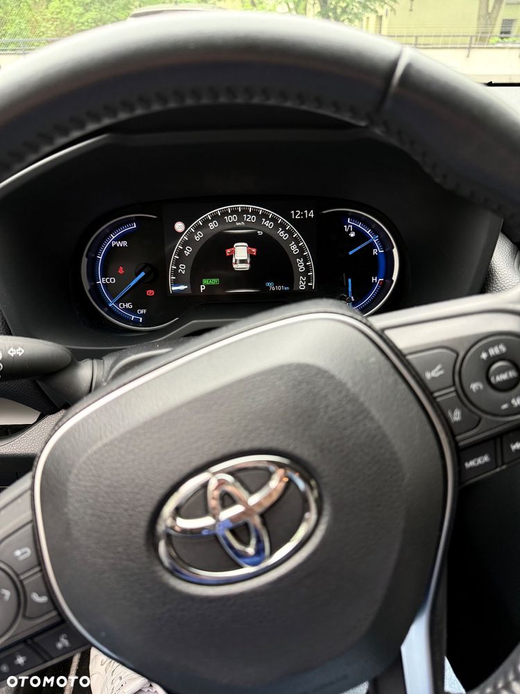Toyota RAV4 - 11