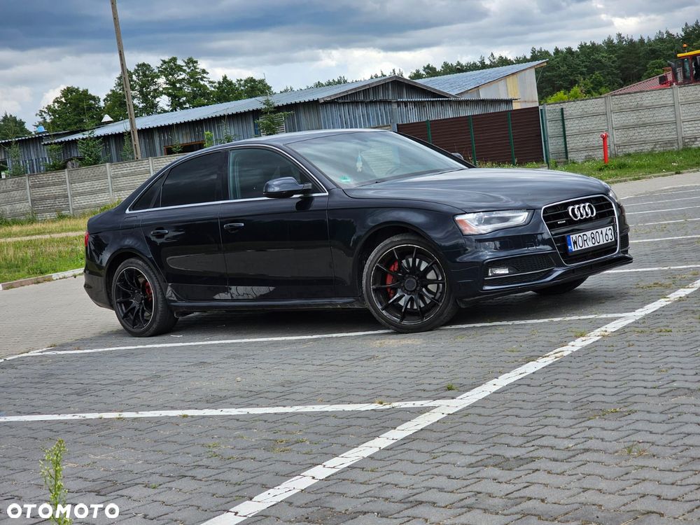Audi A4 Limousine - 1
