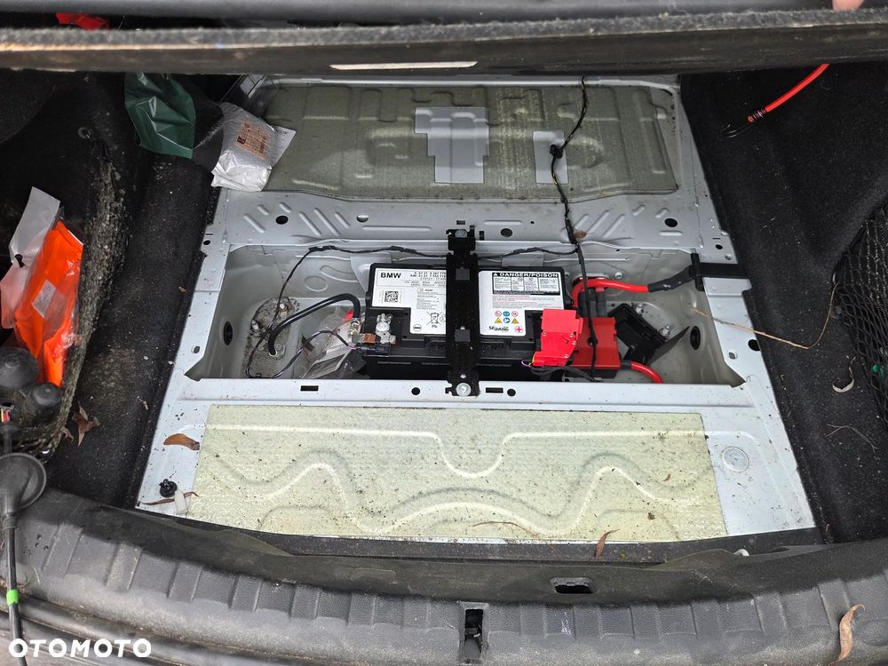 BMW Seria 3 320d xDrive Edition M Sport Shadow - 12