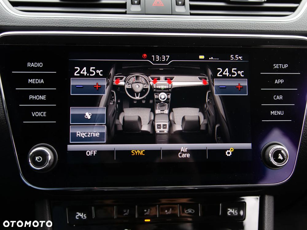 Skoda Superb 2.0 TDI Ambition - 28