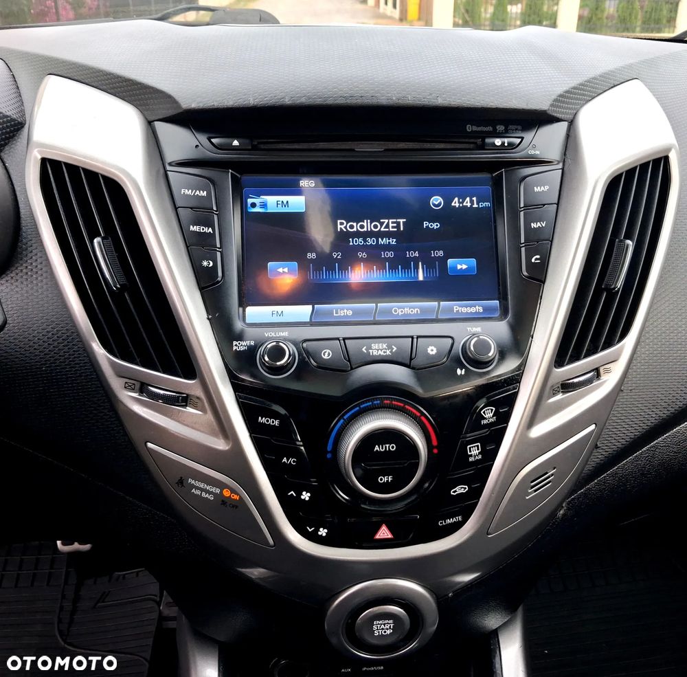 Hyundai Veloster 1.6 Premium - 33