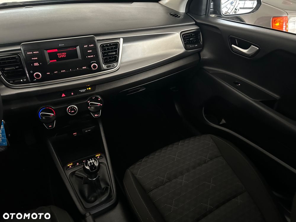 Kia Rio 1.2 L Business Line - 16