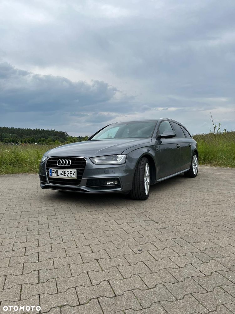 Audi A4 - 1