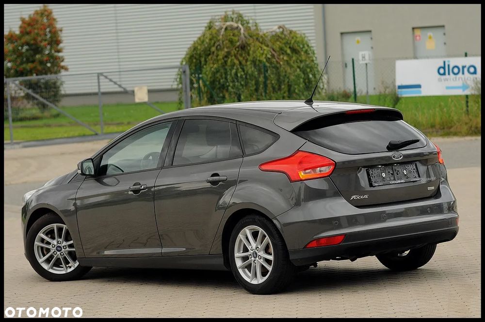 Ford Focus - 22