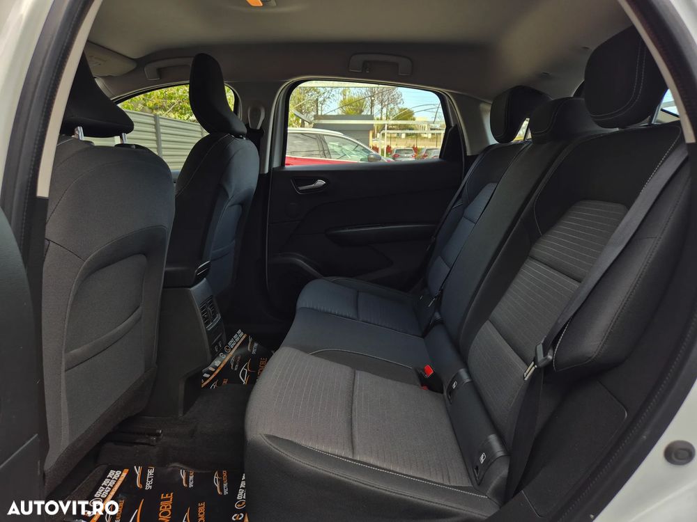 Renault Arkana E-TECH Full 145 Evolution - 12