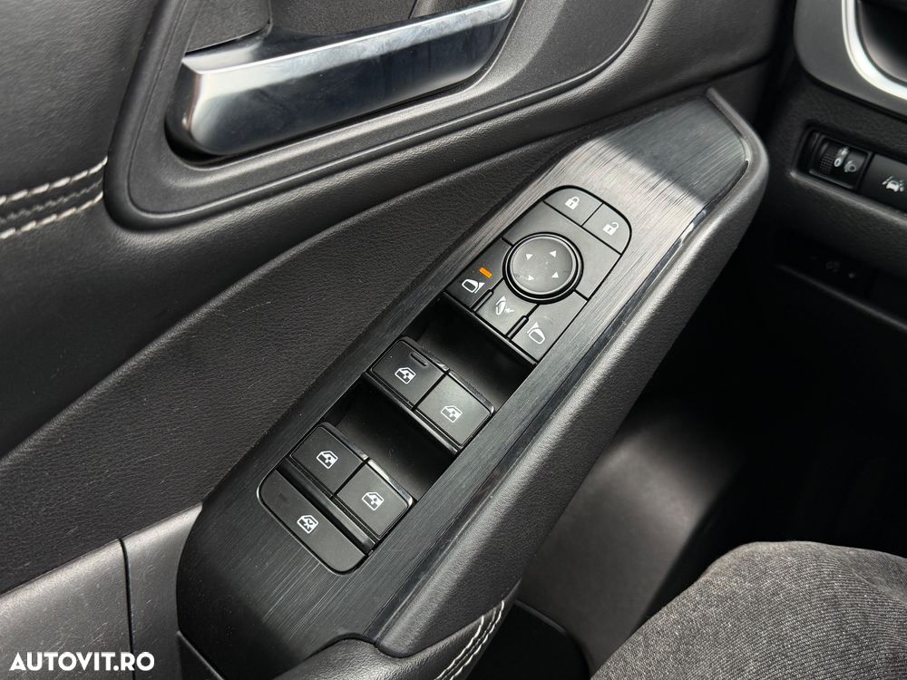 Nissan Qashqai 1.3 DIG-T MHEV N-Connecta - 25