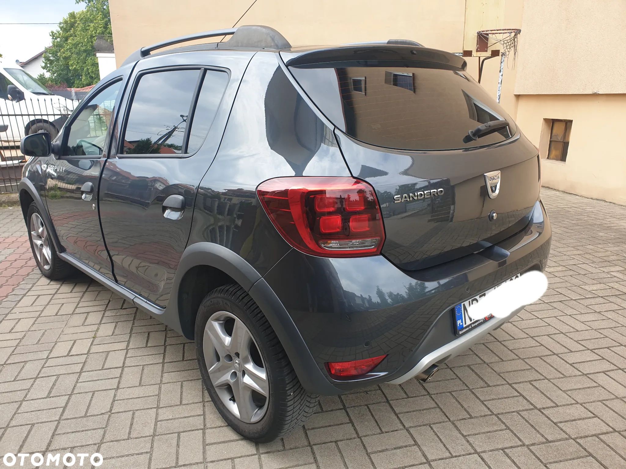 Dacia Sandero Stepway 0.9 TCe Laureate - 1
