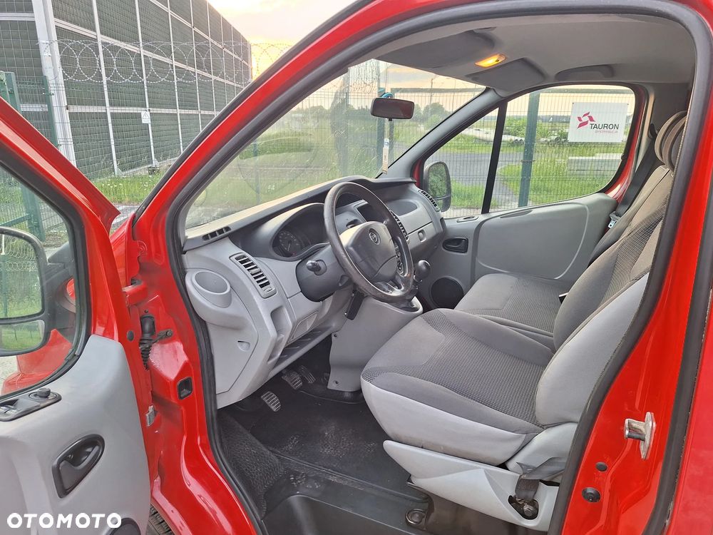 Opel Vivaro - 9