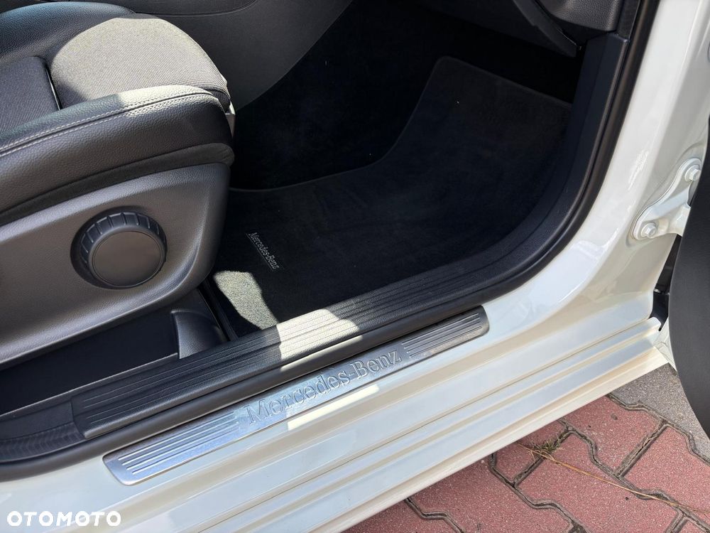 Mercedes-Benz Klasa B 200 BlueEFFICIENCY Edition 1 - 33