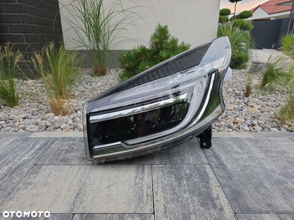 RENAULT TRAFIC 3 III LIFT Lampa lewa przód Full Led Pure Vision 260608582R - 1