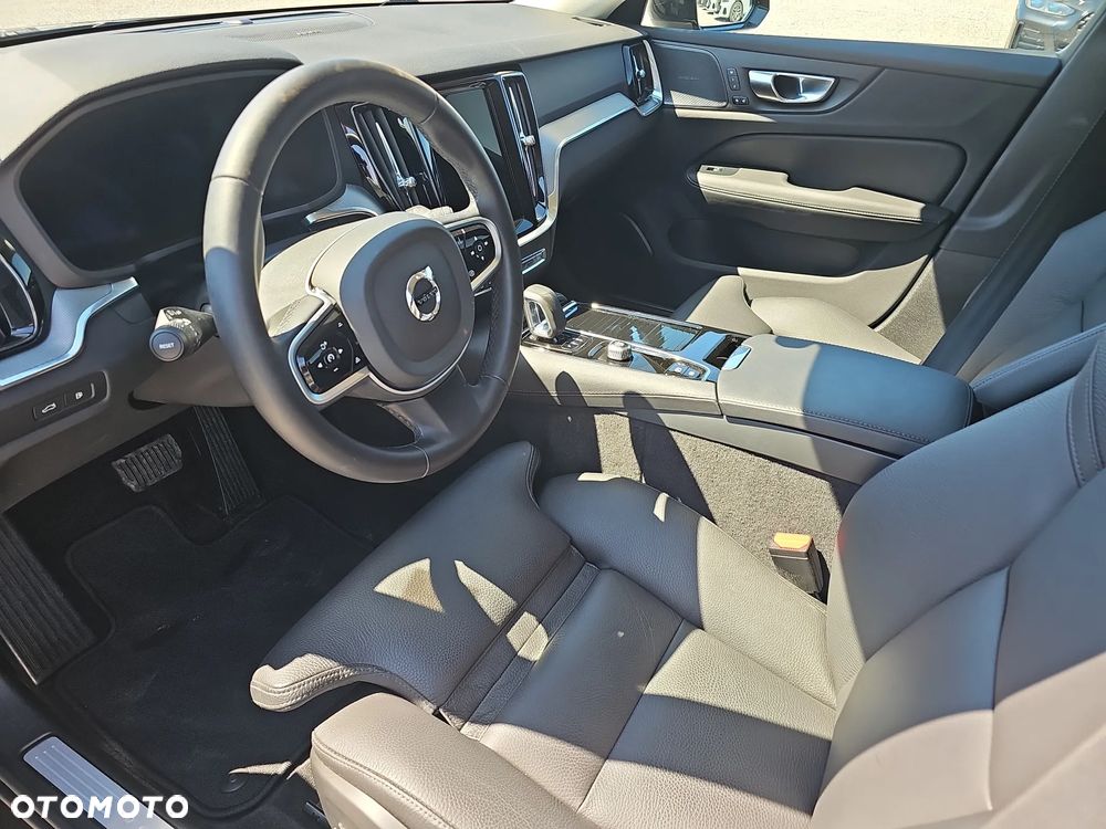 Volvo V60 - 10