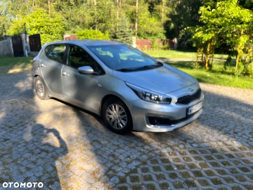 Kia Ceed 1.6 CRDi L DCT - 5