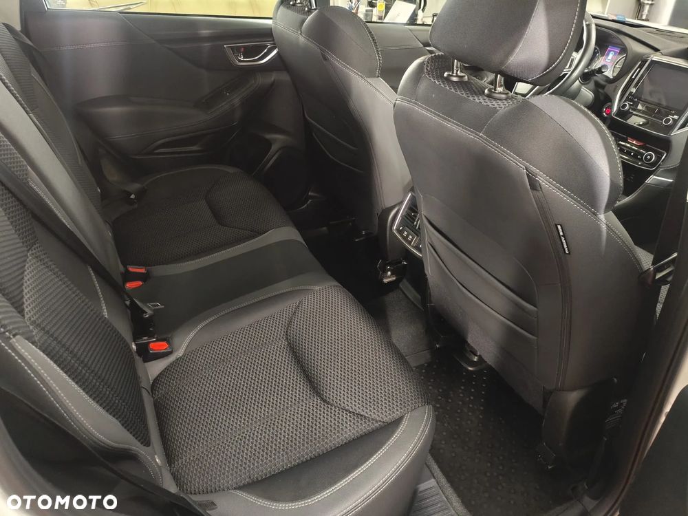 Subaru Forester ver-2-0-i-exclusive-eyesight-lineartronic - 12