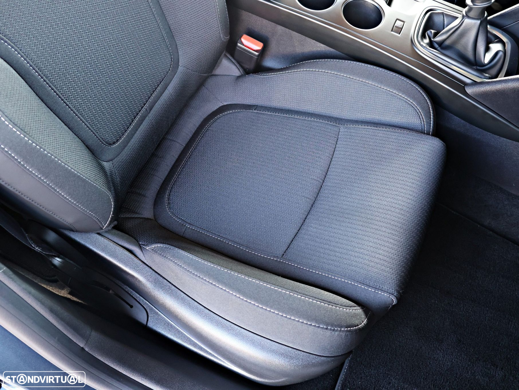 Renault Mégane Sport Tourer 1.5 Blue dCi Equilibre - 23