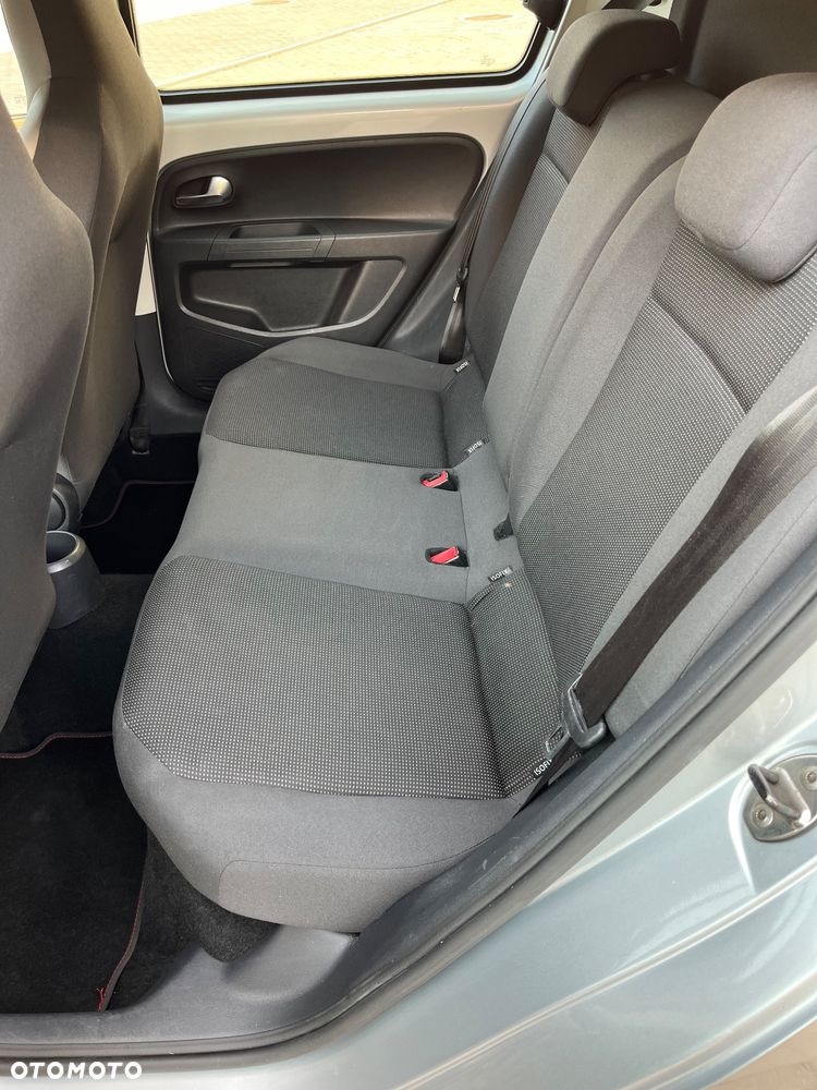 Volkswagen up! - 13