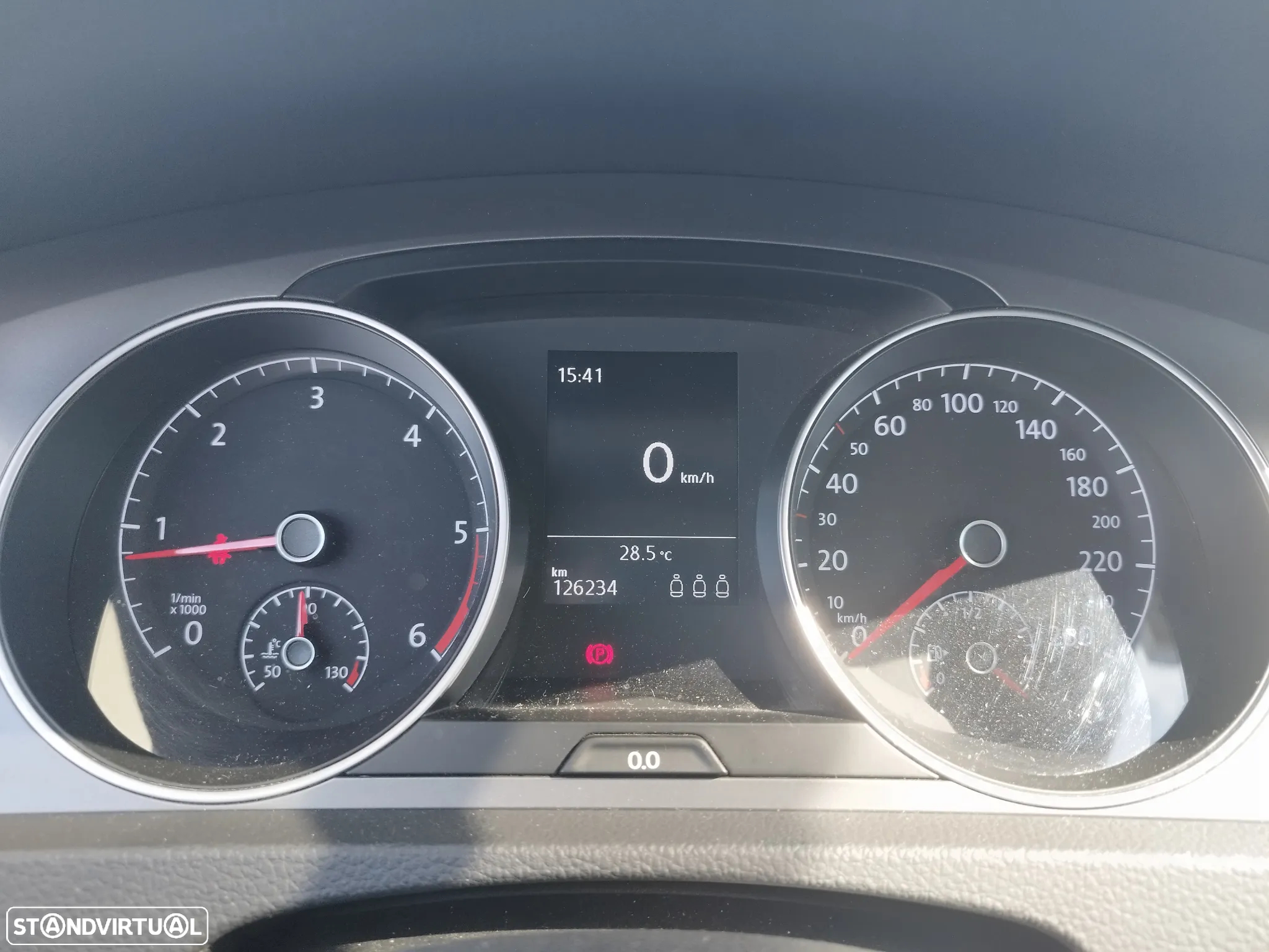 VW Golf 1.6 TDi Confortline - 12