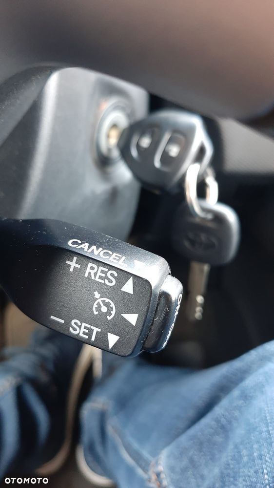 Toyota Auris 1.6 VVT-i Sol - 24