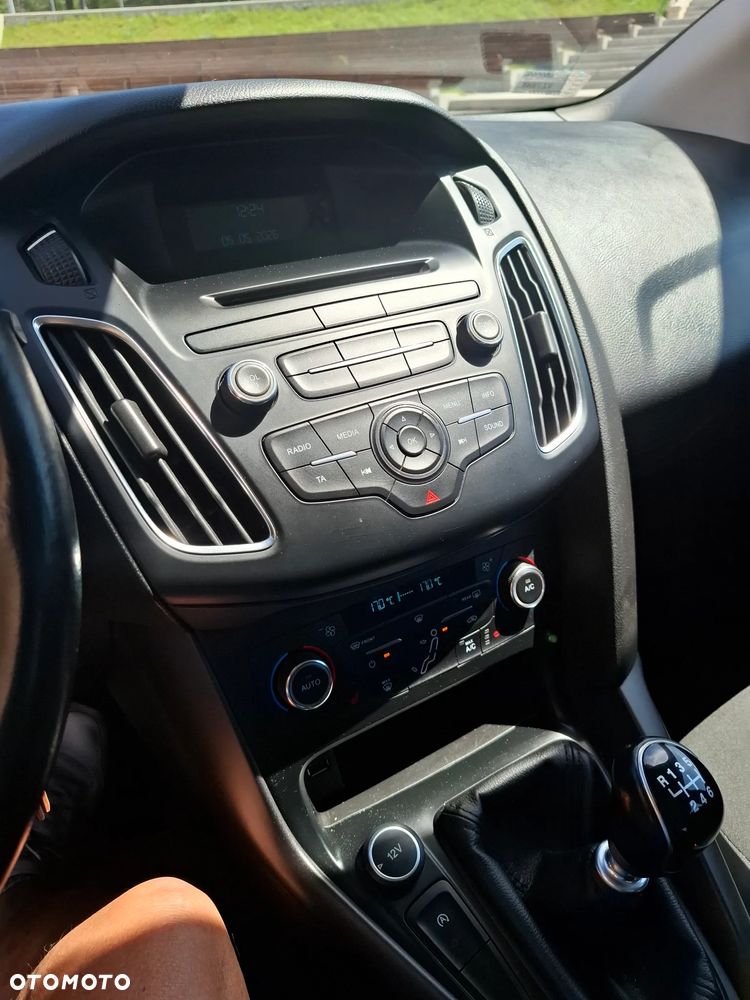 Ford Focus 1.0 EcoBoost Trend - 9