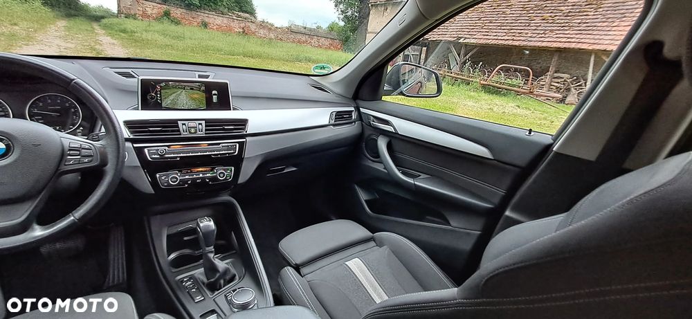 BMW X1 xDrive20i Advantage sport - 15