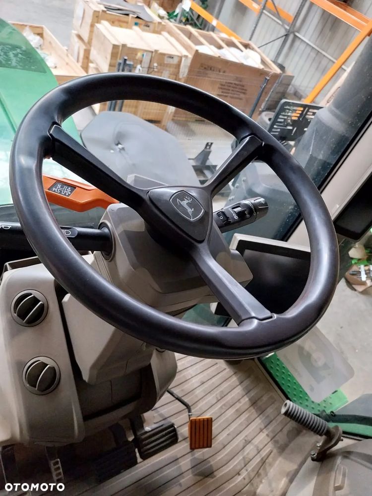 John Deere 8R310 - 4