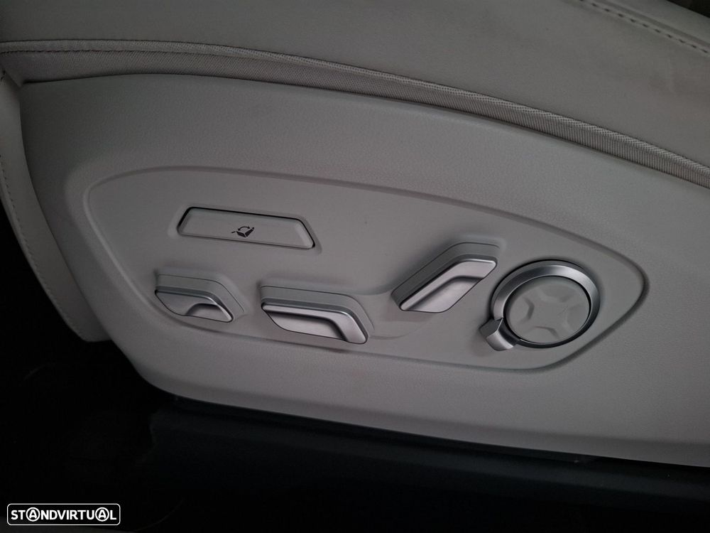 Hyundai Ioniq 9 110.3 kWh Calligraphy - 31