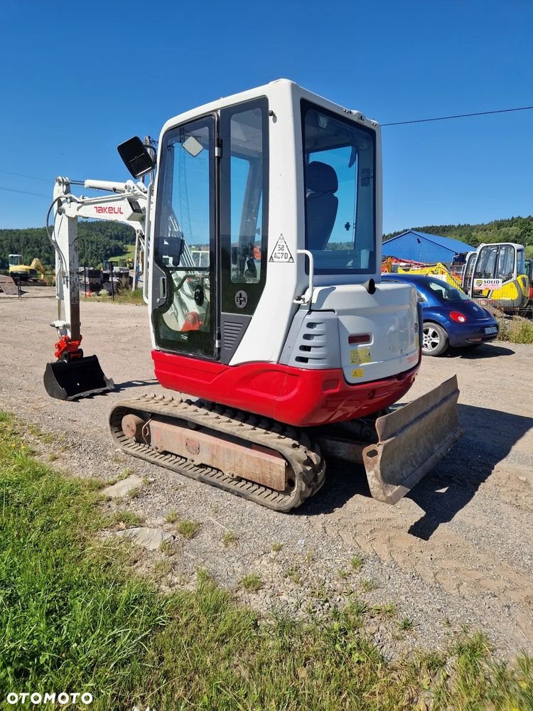 Takeuchi TB 228 - 8