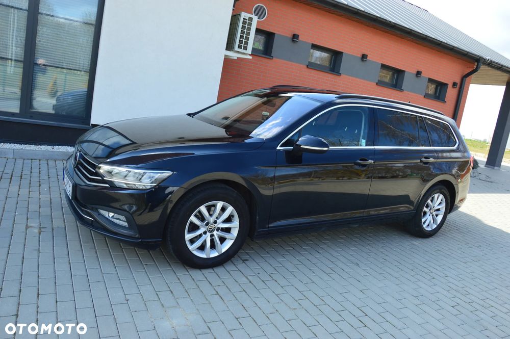 Volkswagen Passat - 2