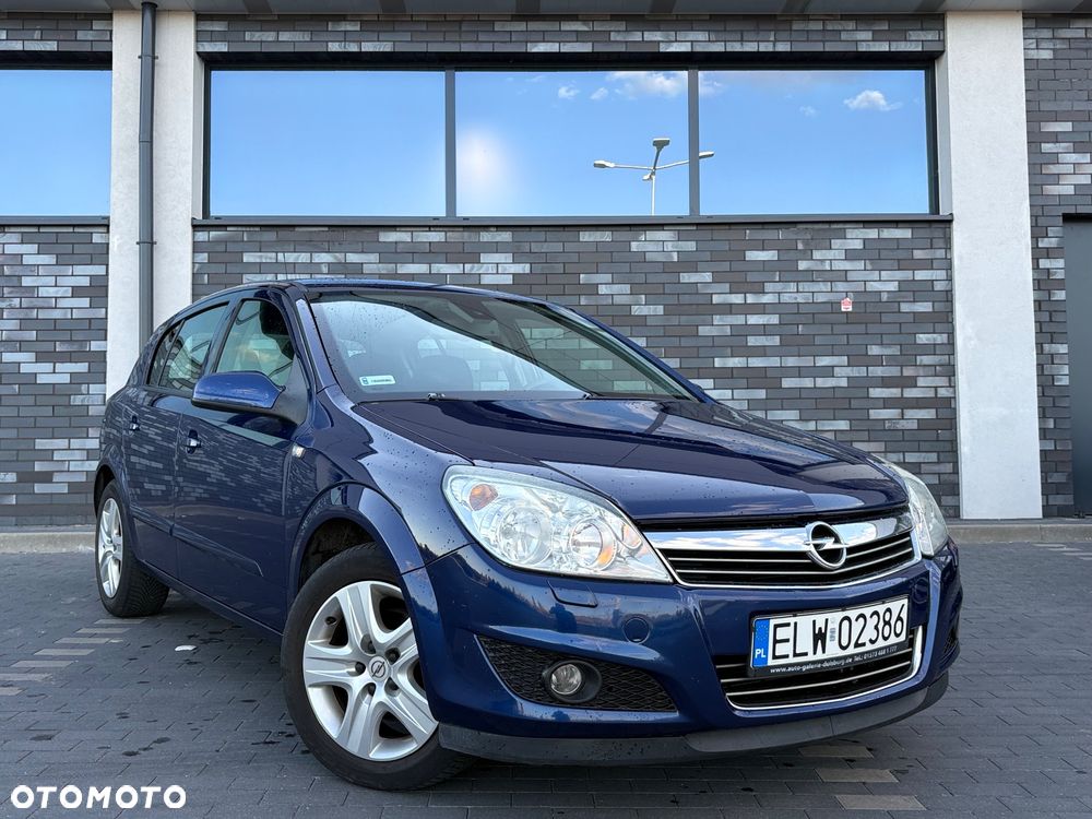 Opel Astra 1.4 Enjoy - 1