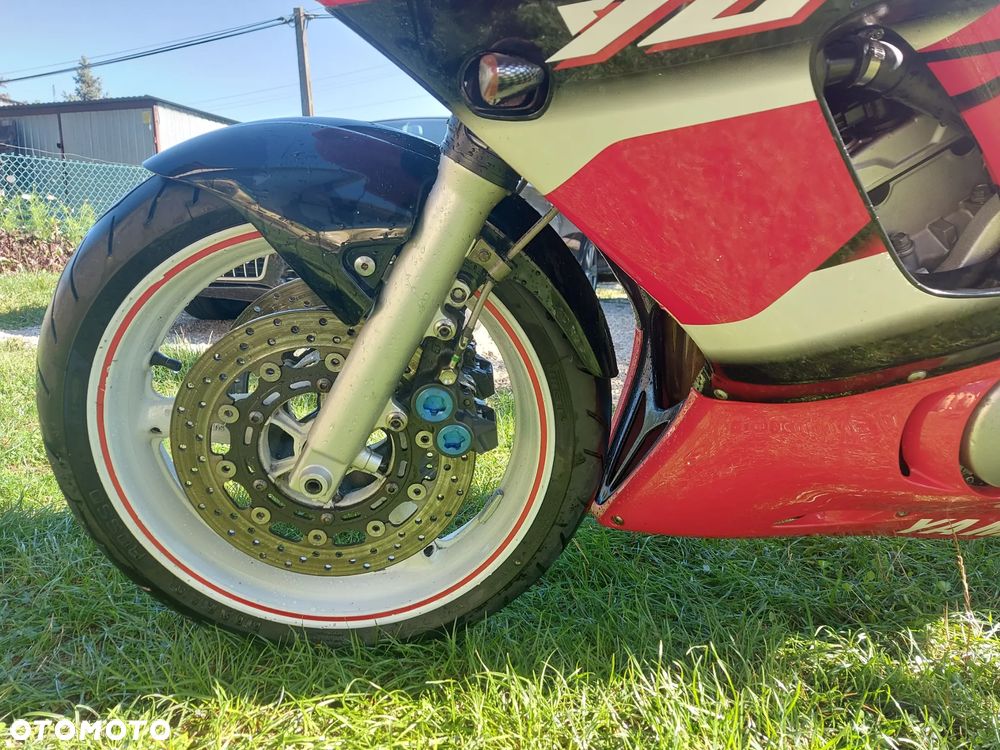 Yamaha R6 - 23