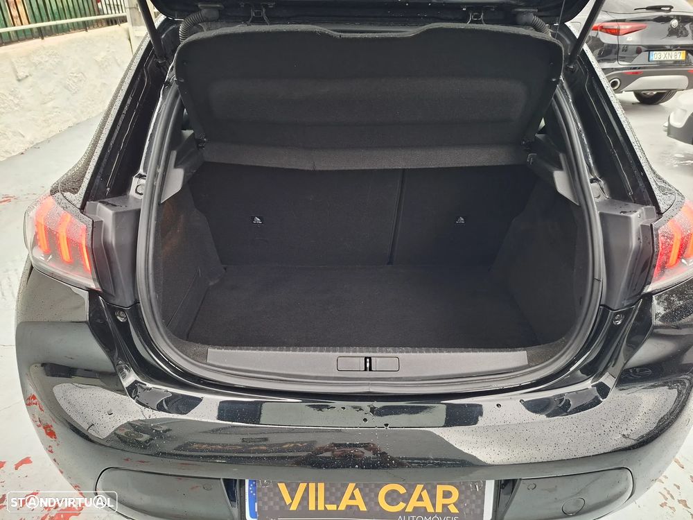 Peugeot 208 - 17