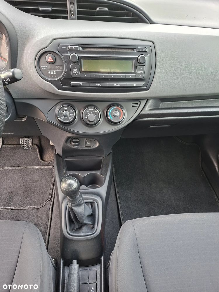 Toyota Yaris - 19