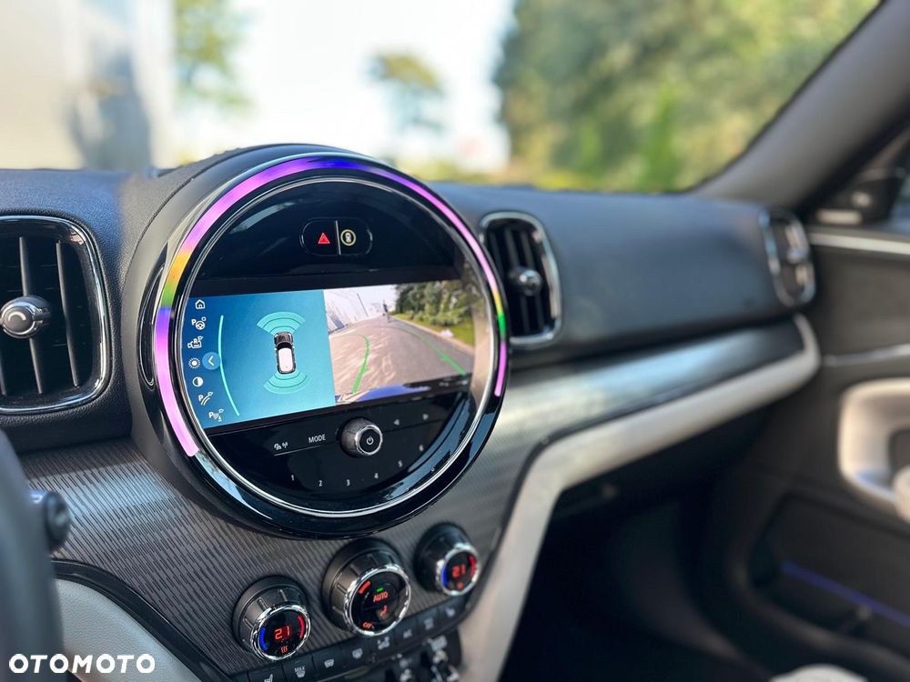 MINI Countryman Cooper SE ALL4 Yours Trim - 11