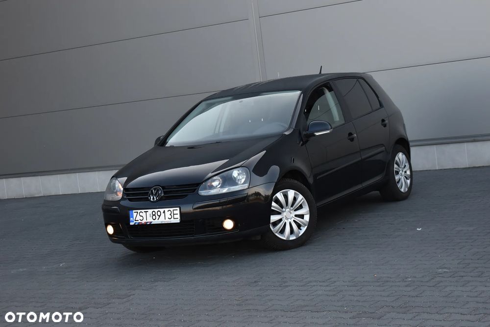 Volkswagen Golf - 24