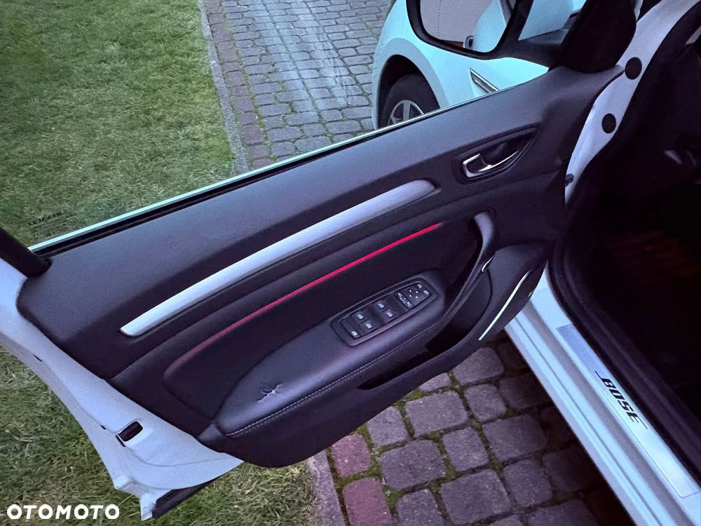 Renault Megane 1.2 16V TCe Energy Bose - 12