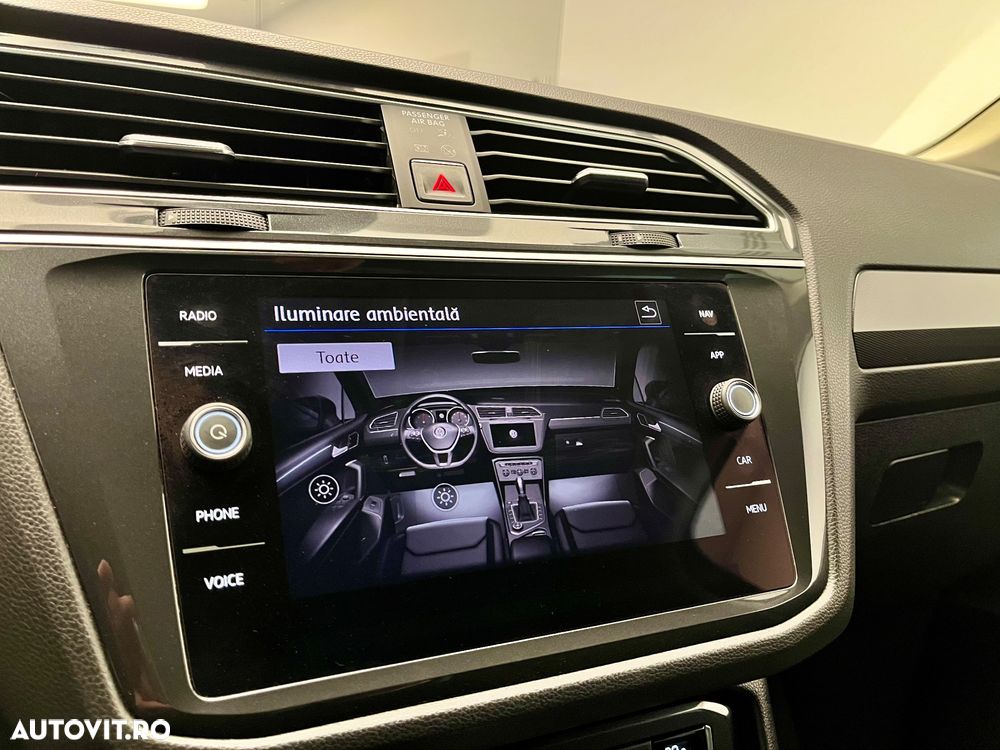Volkswagen Tiguan - 21