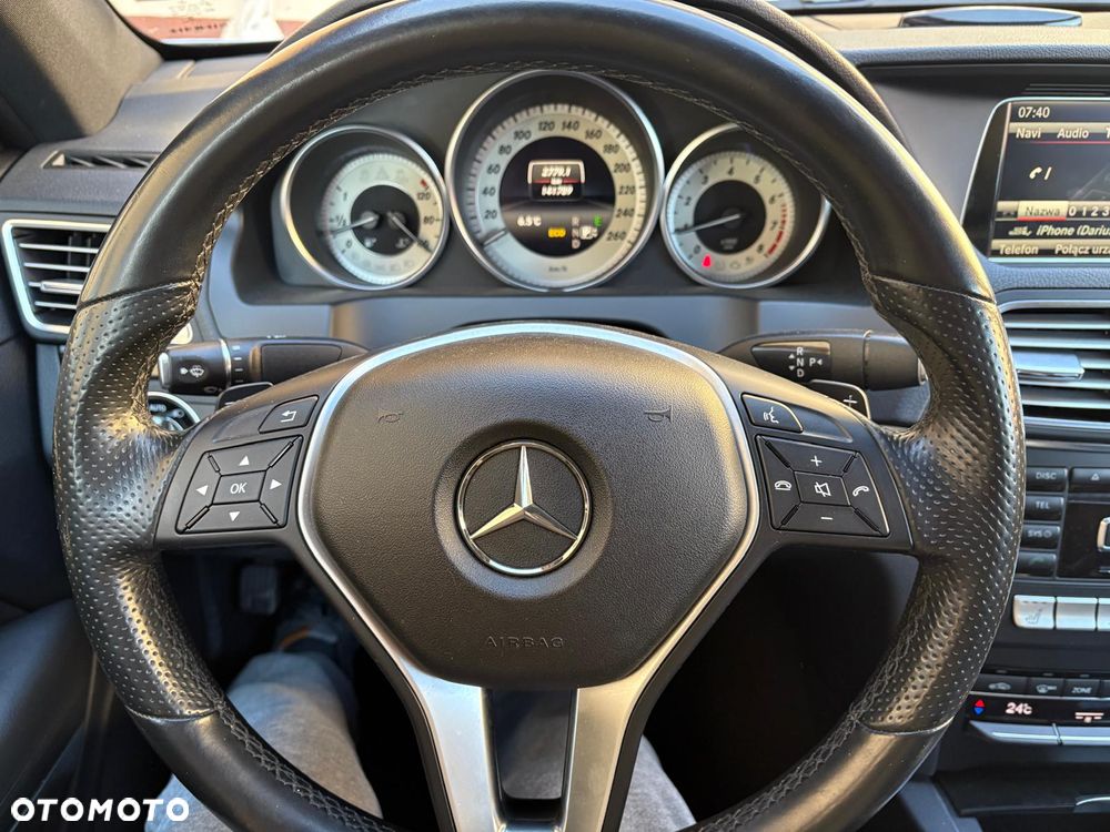 Mercedes-Benz Klasa E 250 7G-TRONIC - 21