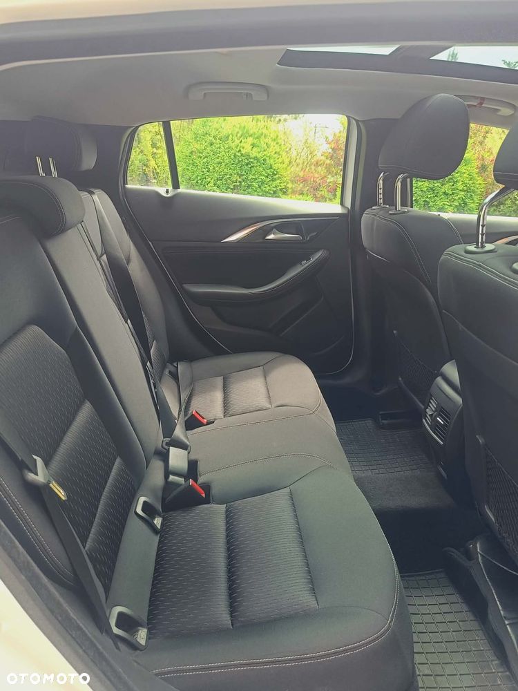 Infiniti Q30 1.5d Premium Tech - 6