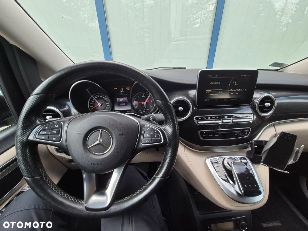 Mercedes-Benz Klasa V 250 d Exclusive 7G-Tronic - 29