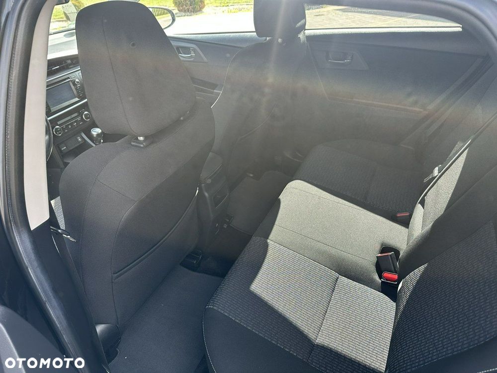 Toyota Auris - 28