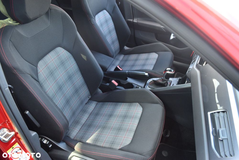 Volkswagen Polo - 35