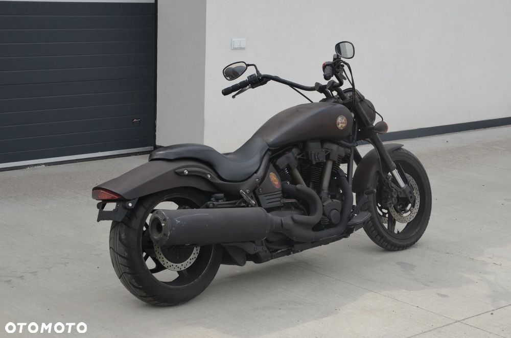 Yamaha Road Star - 14