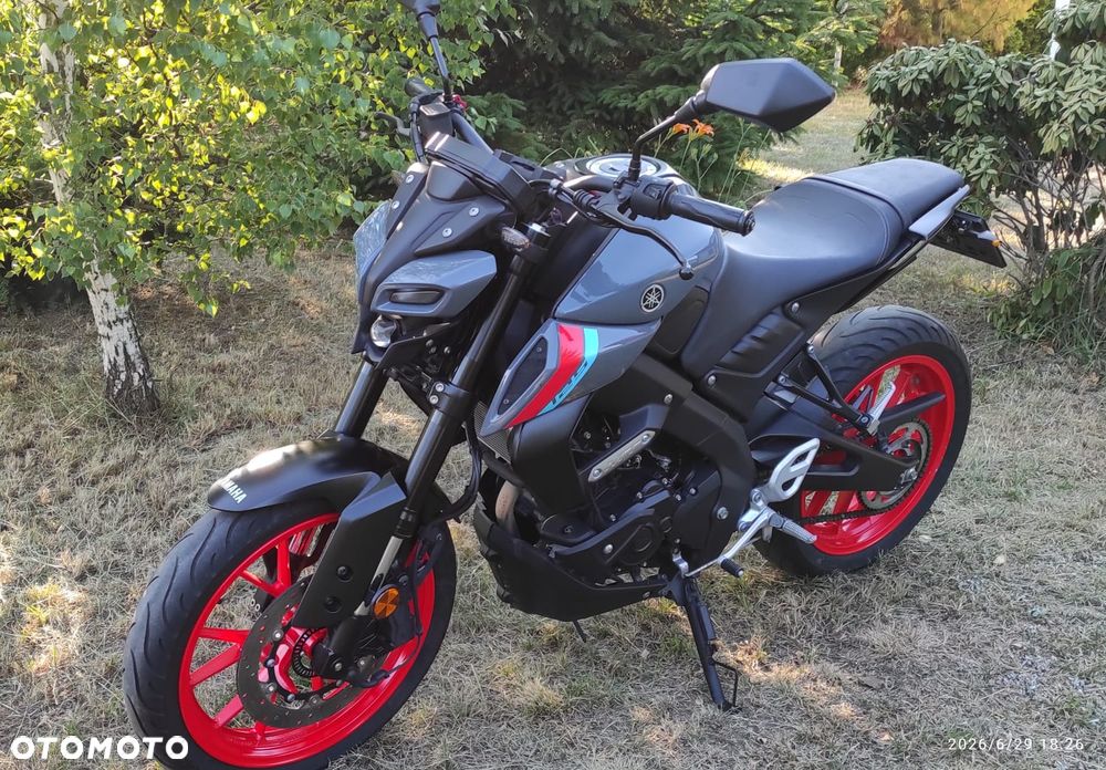 Yamaha MT - 4